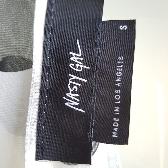 NASTY GAL polka dot cutout shirt - Picture 4 of 4